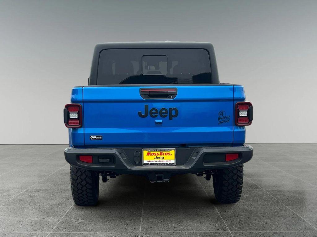 new 2025 Jeep Gladiator car, priced at $49,940