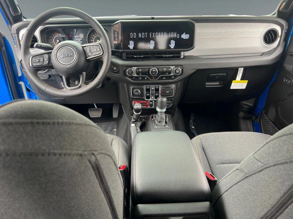 new 2025 Jeep Gladiator car, priced at $49,940