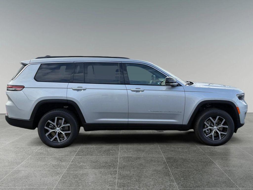 new 2025 Jeep Grand Cherokee L car, priced at $49,495