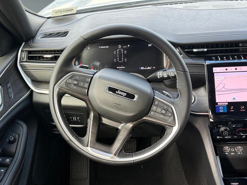 new 2025 Jeep Grand Cherokee L car, priced at $49,495