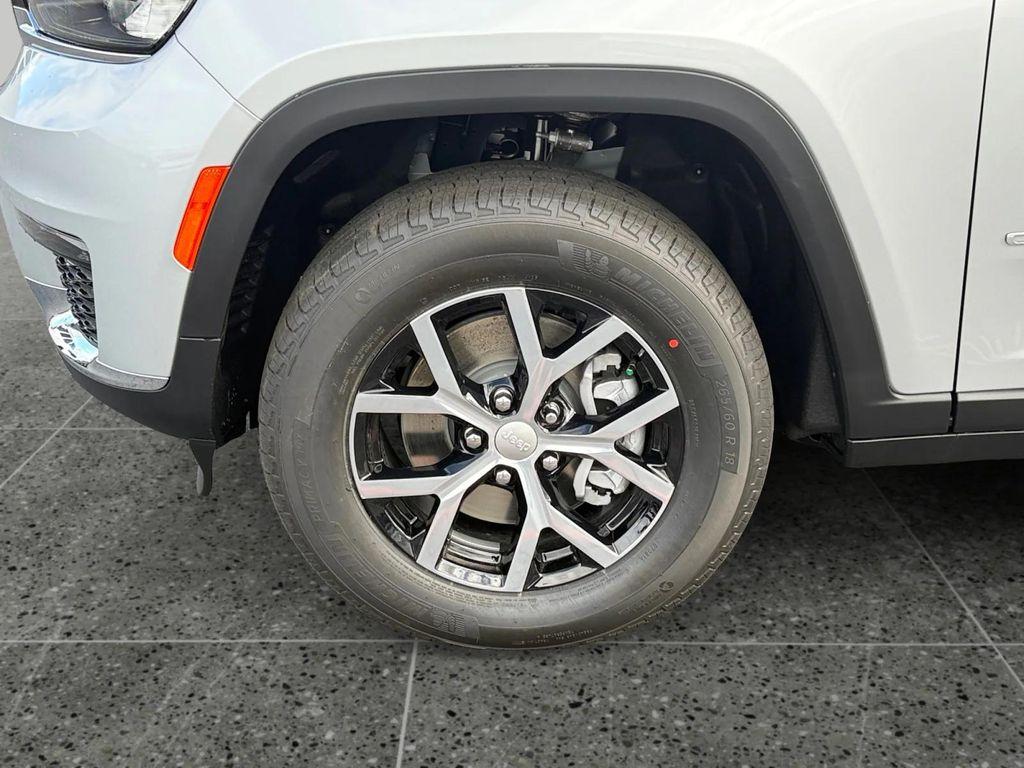 new 2025 Jeep Grand Cherokee L car, priced at $49,495