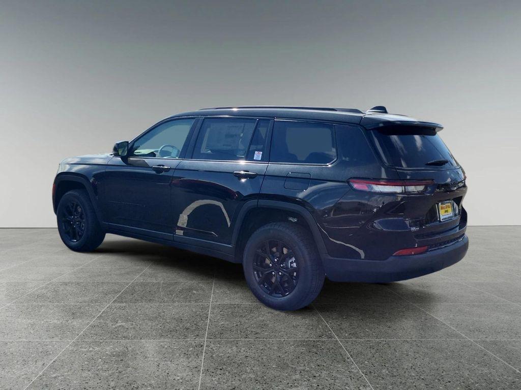 new 2025 Jeep Grand Cherokee L car, priced at $48,230