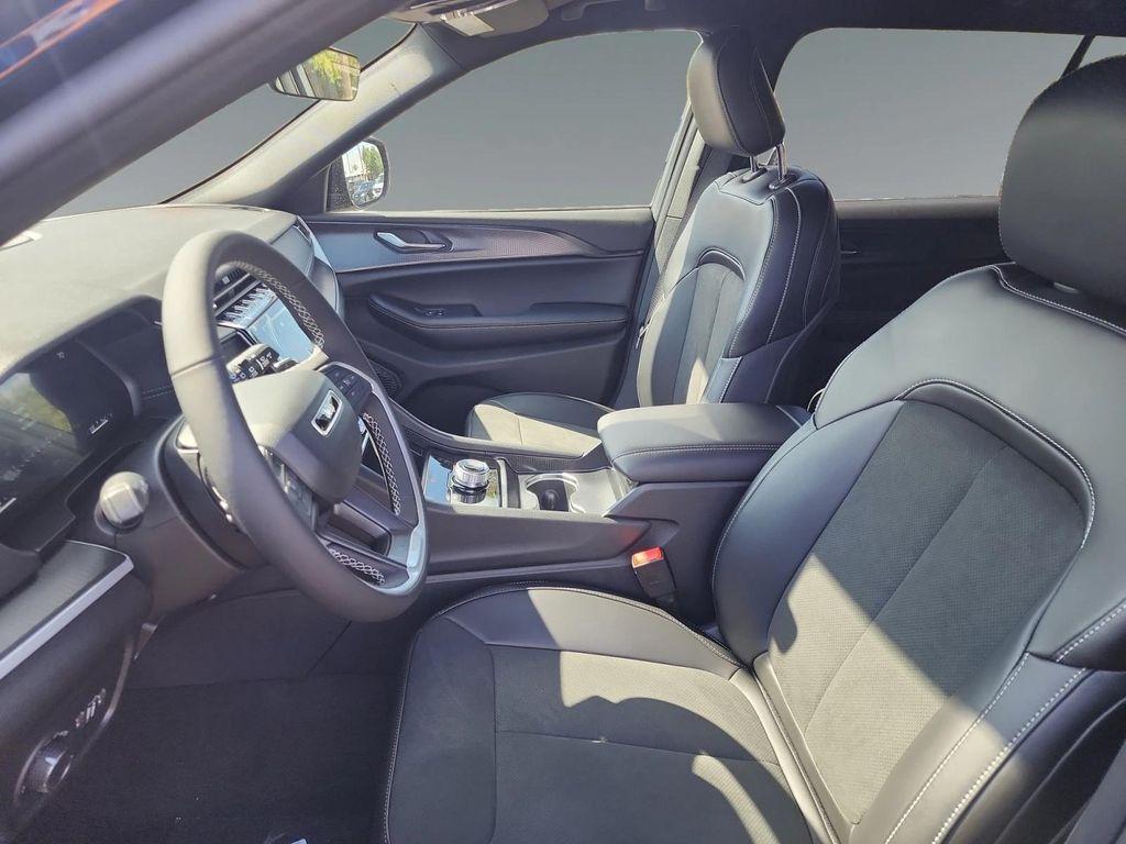 new 2025 Jeep Grand Cherokee L car, priced at $48,230