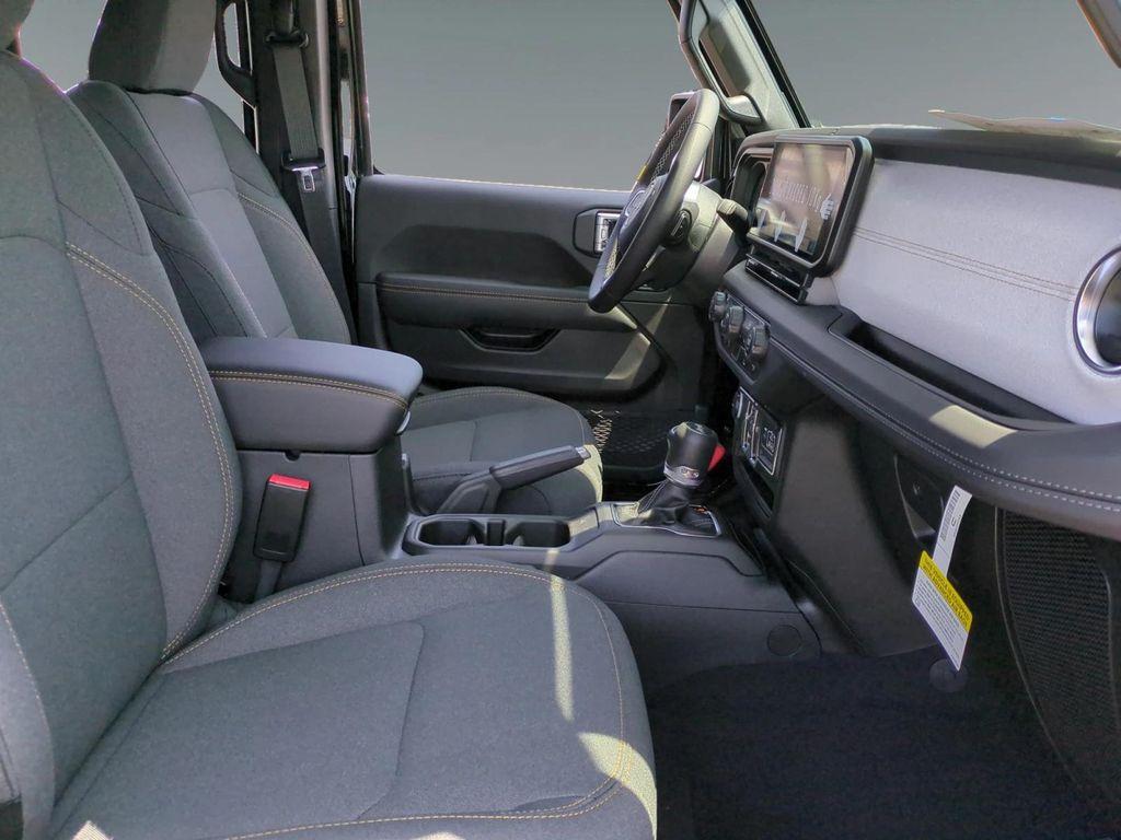 new 2025 Jeep Wrangler car, priced at $54,455