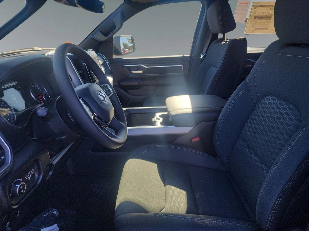 new 2025 Ram 1500 car, priced at $59,915