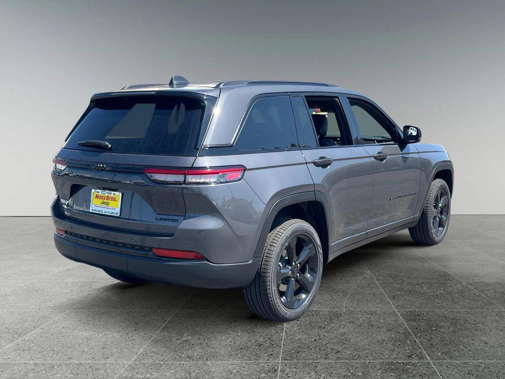 new 2025 Jeep Grand Cherokee car, priced at $50,220