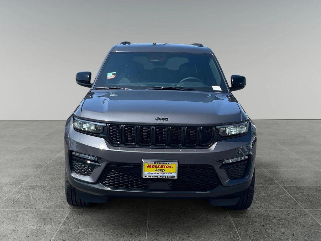 new 2025 Jeep Grand Cherokee car, priced at $50,220