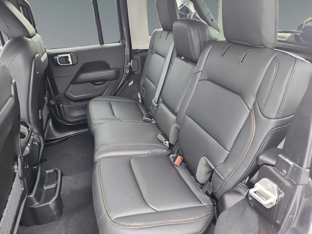 new 2025 Jeep Wrangler car, priced at $59,120