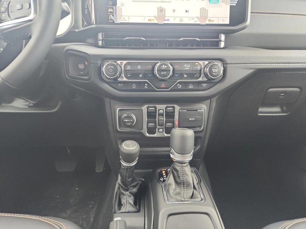 new 2025 Jeep Wrangler car, priced at $59,120