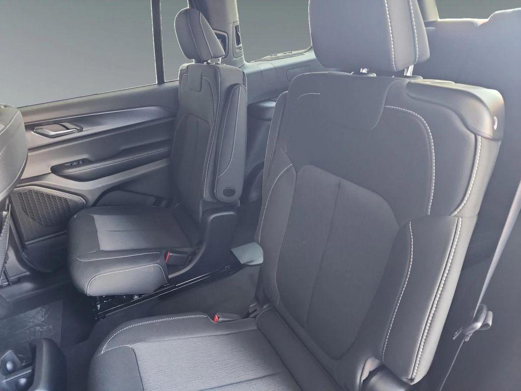 new 2025 Jeep Grand Cherokee L car, priced at $44,125