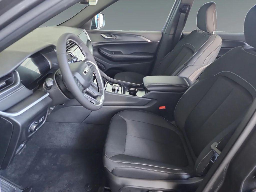 new 2025 Jeep Grand Cherokee L car, priced at $44,125