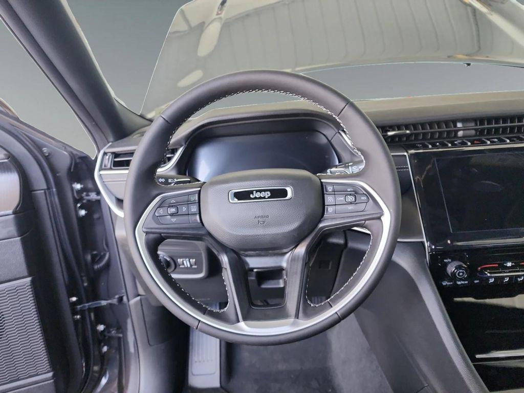 new 2025 Jeep Grand Cherokee L car, priced at $44,125