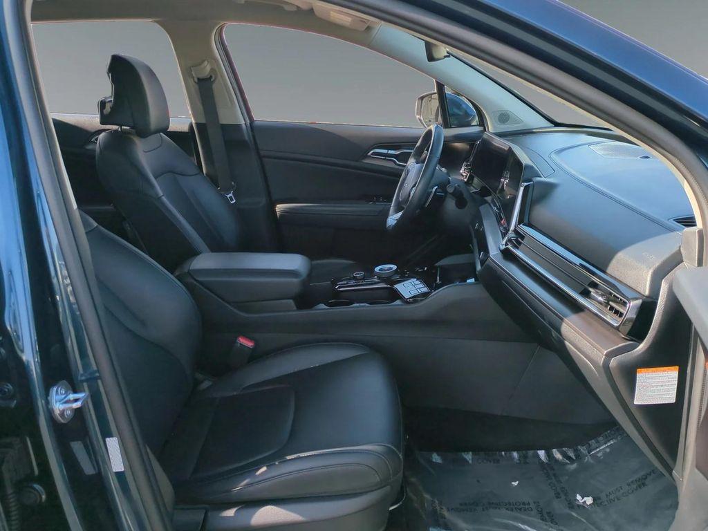 used 2023 Kia Sportage Hybrid car