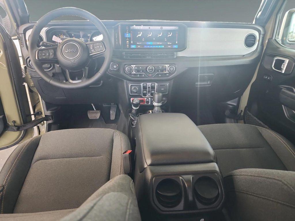 new 2025 Jeep Gladiator car, priced at $50,340