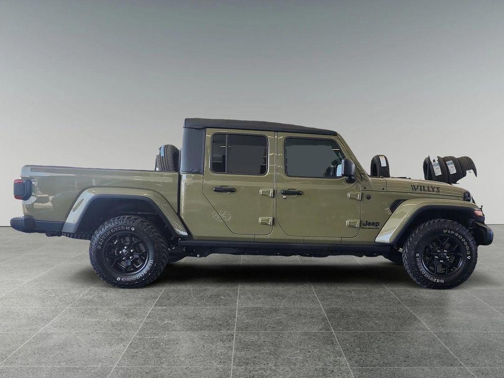 new 2025 Jeep Gladiator car, priced at $50,340
