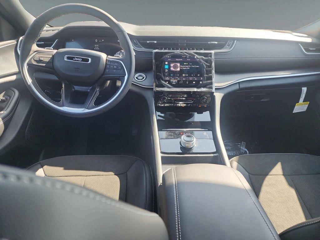 new 2025 Jeep Grand Cherokee L car, priced at $46,230