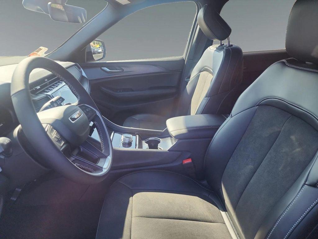 new 2025 Jeep Grand Cherokee L car, priced at $46,230