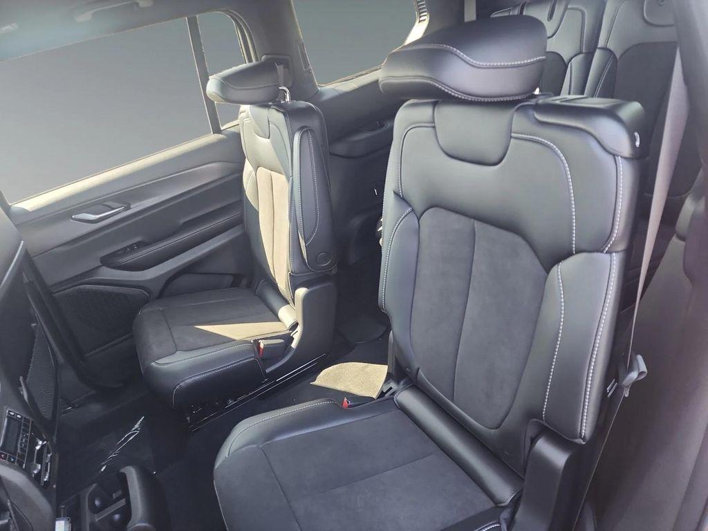 new 2025 Jeep Grand Cherokee L car, priced at $46,230
