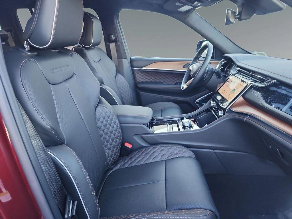 new 2025 Jeep Grand Cherokee car, priced at $65,630