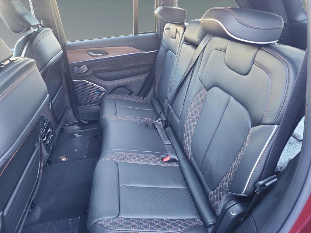 new 2025 Jeep Grand Cherokee car, priced at $65,630