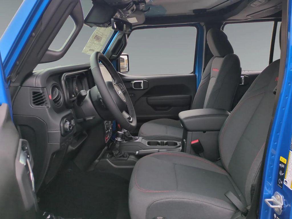 new 2025 Jeep Gladiator car, priced at $59,630