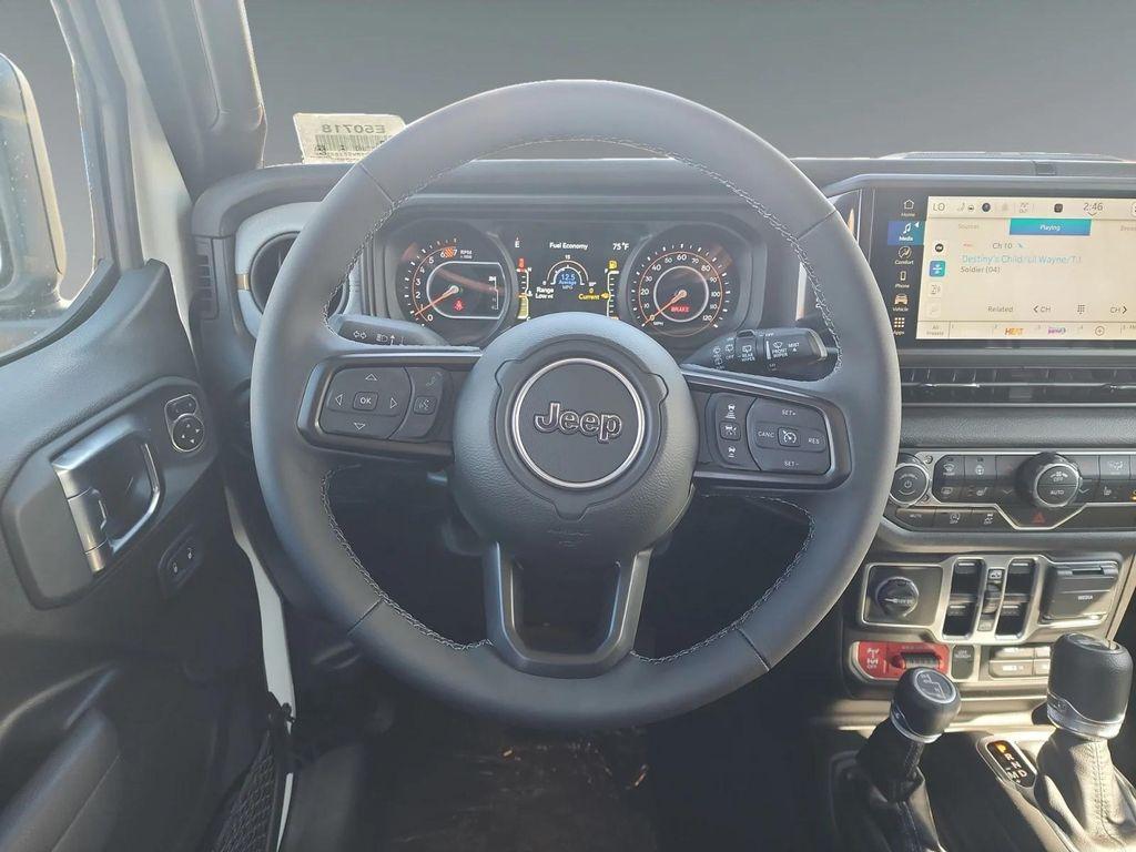 new 2025 Jeep Wrangler car, priced at $59,170