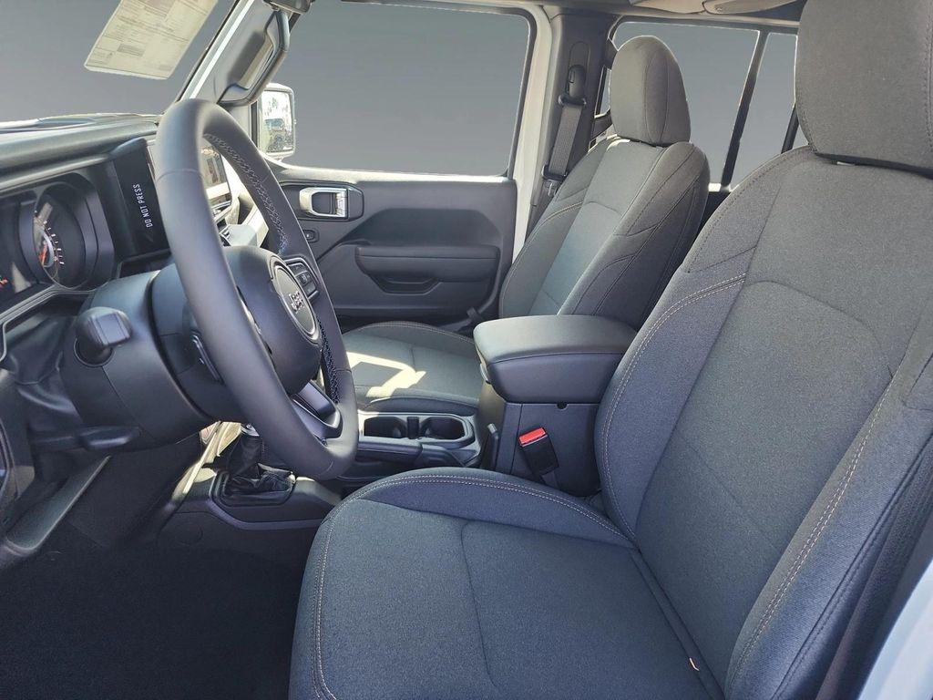 new 2025 Jeep Wrangler car, priced at $59,170