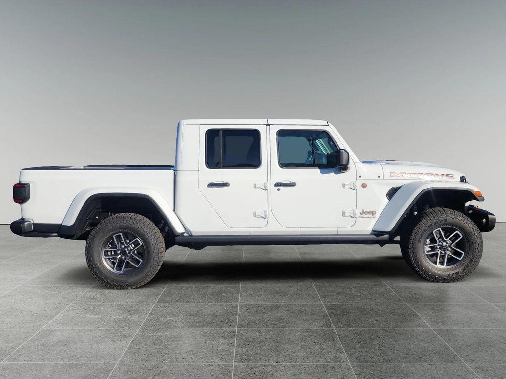 new 2025 Jeep Gladiator car, priced at $63,095