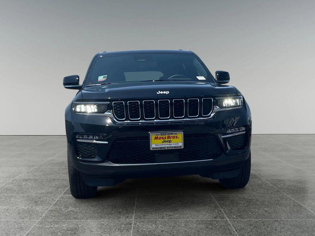new 2025 Jeep Grand Cherokee car, priced at $47,495