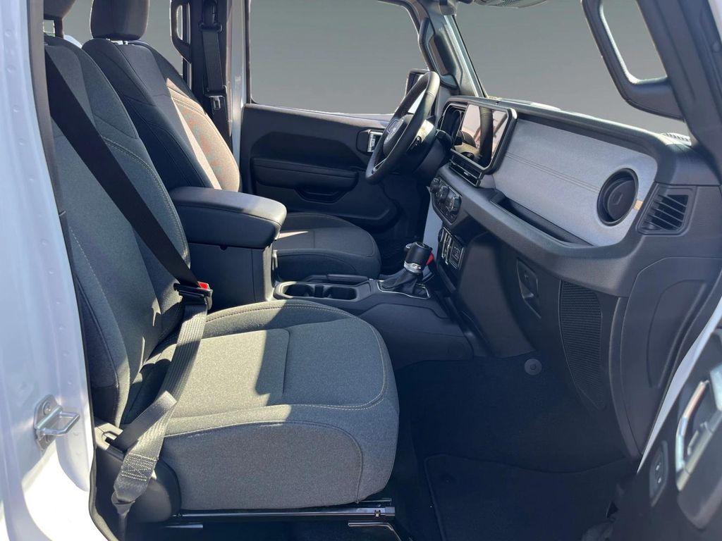 new 2024 Jeep Gladiator car, priced at $54,250