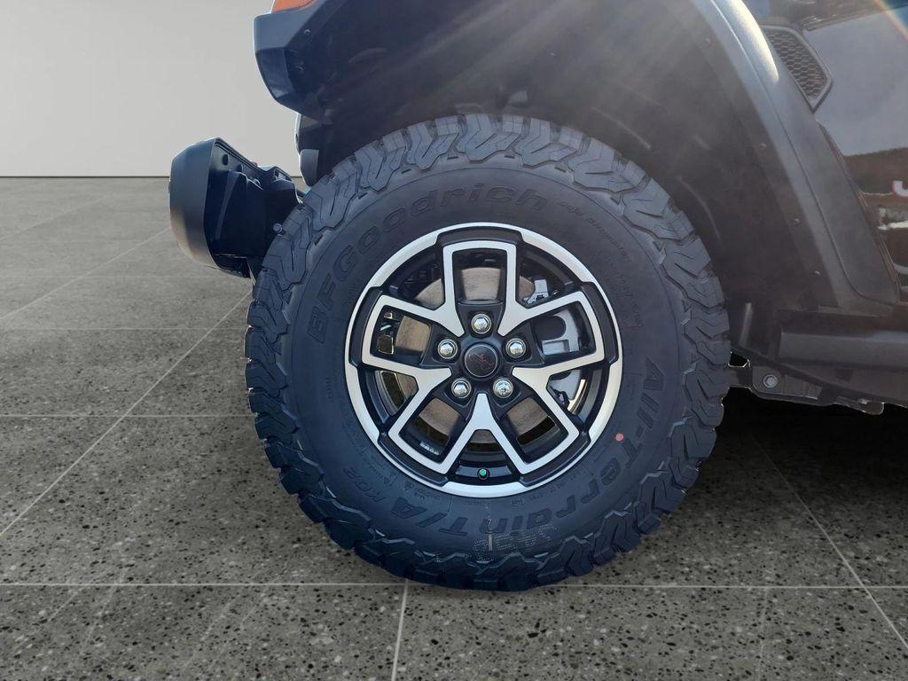 new 2025 Jeep Wrangler car, priced at $57,540