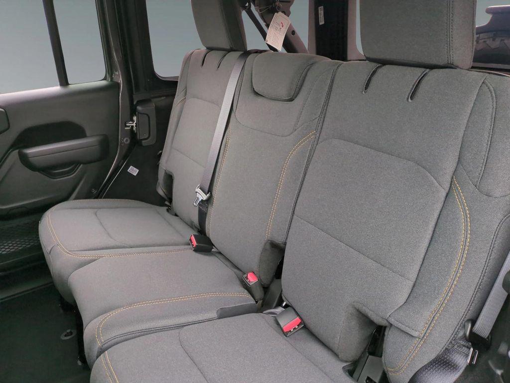 new 2025 Jeep Wrangler car, priced at $47,550
