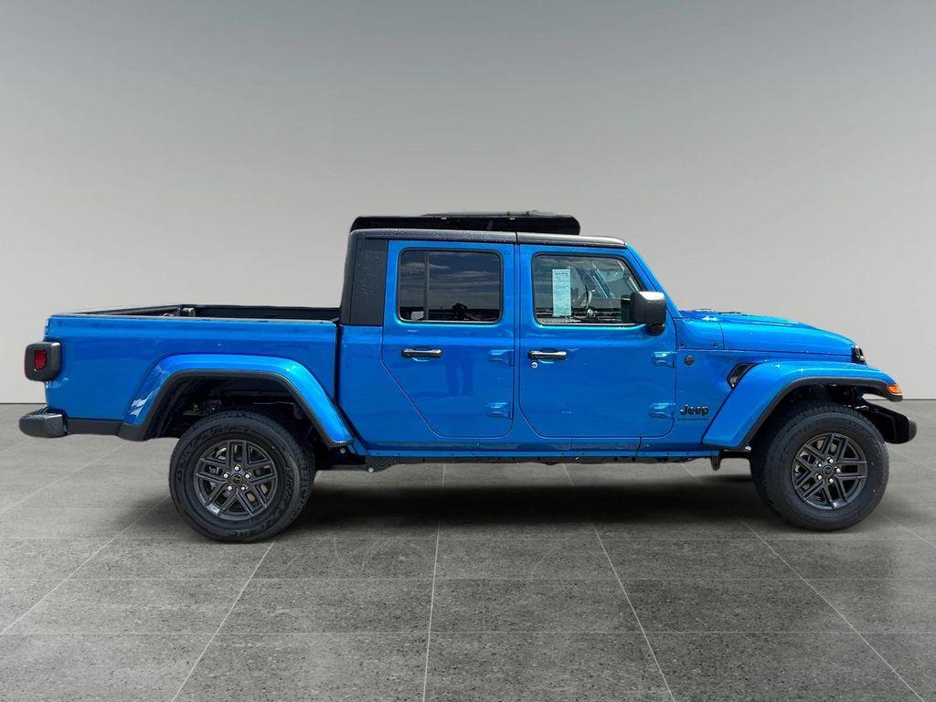 new 2025 Jeep Gladiator car, priced at $50,400