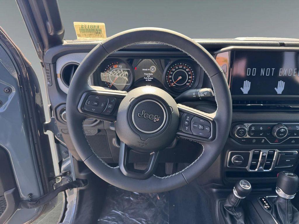 new 2025 Jeep Wrangler car, priced at $47,450
