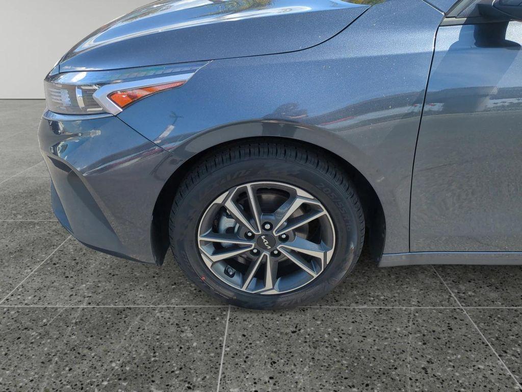 used 2023 Kia Forte car