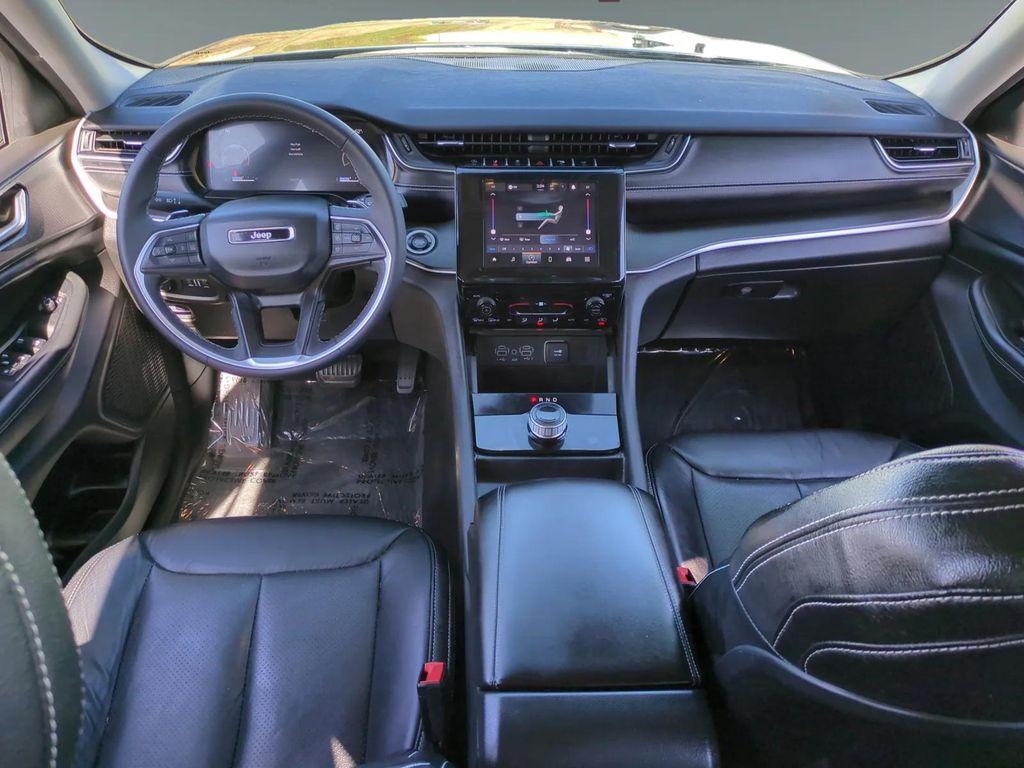 used 2023 Jeep Grand Cherokee car, priced at $27,900