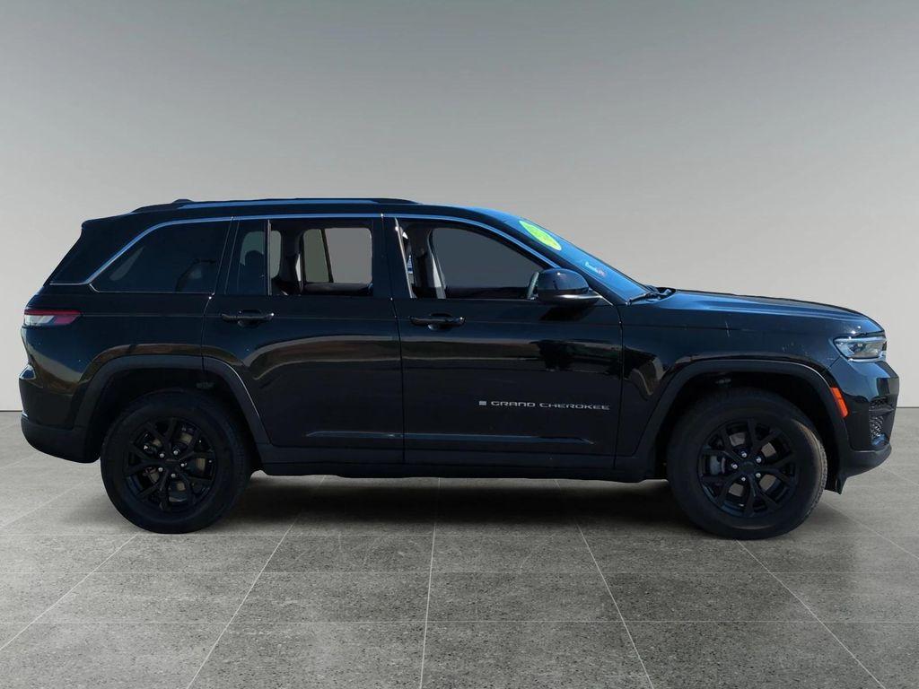 used 2023 Jeep Grand Cherokee car, priced at $27,900