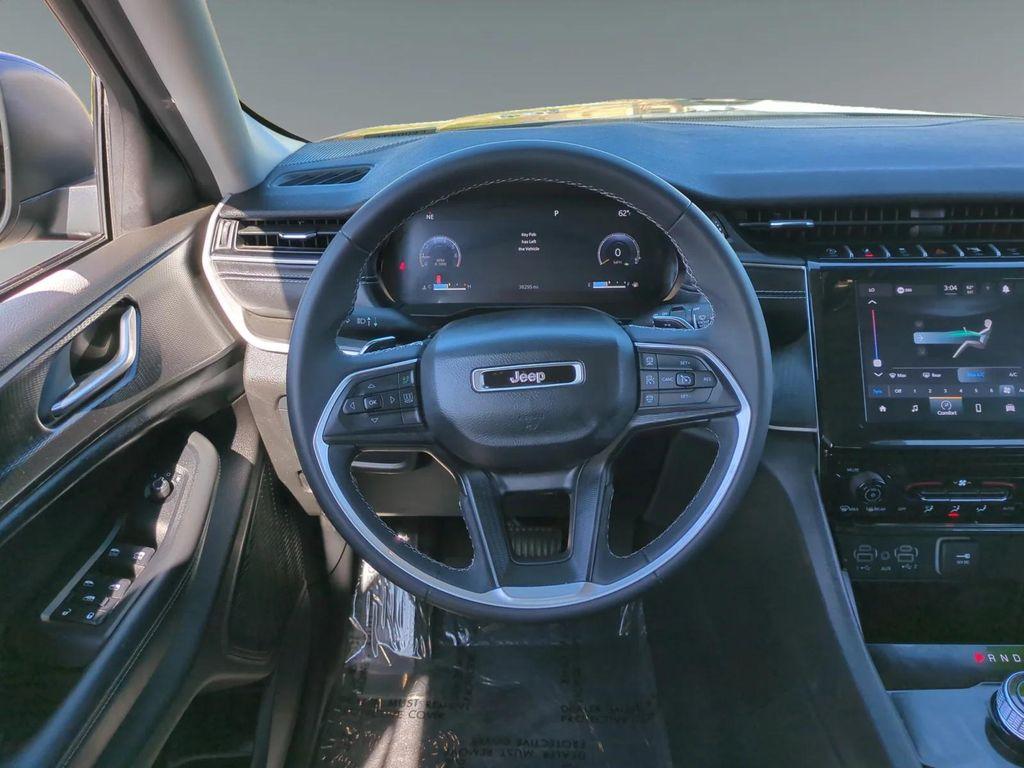 used 2023 Jeep Grand Cherokee car, priced at $27,900