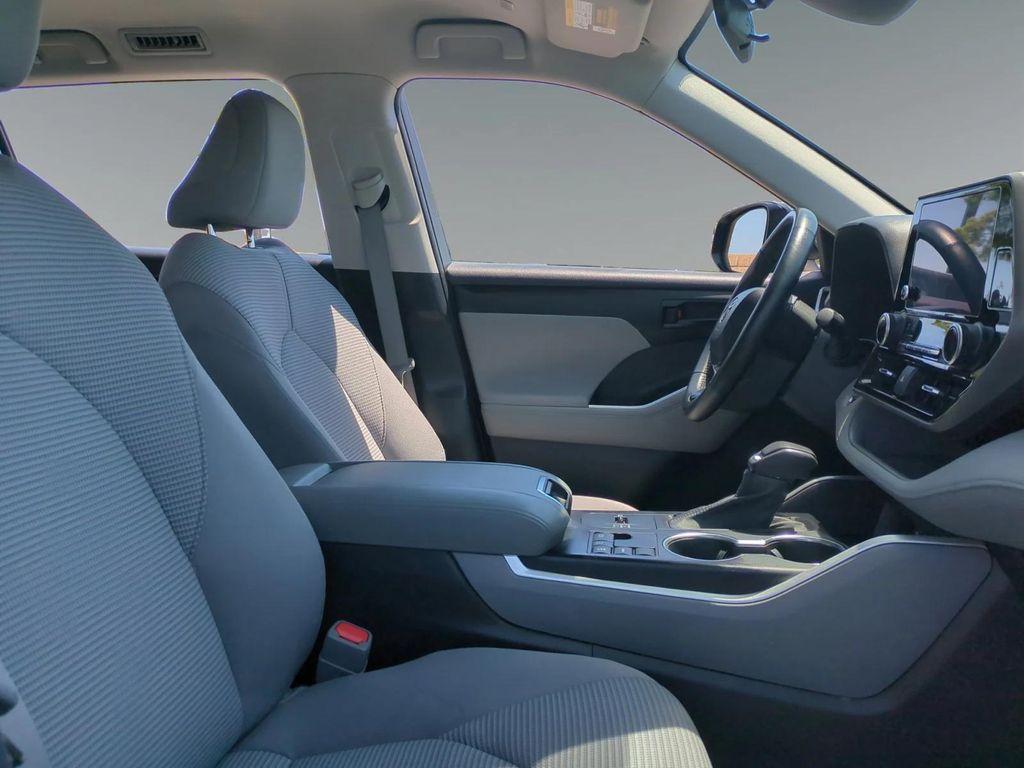 used 2023 Toyota Highlander car, priced at $32,500