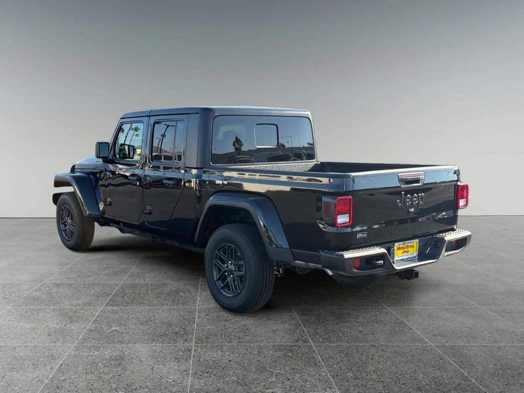 new 2025 Jeep Gladiator car, priced at $51,525