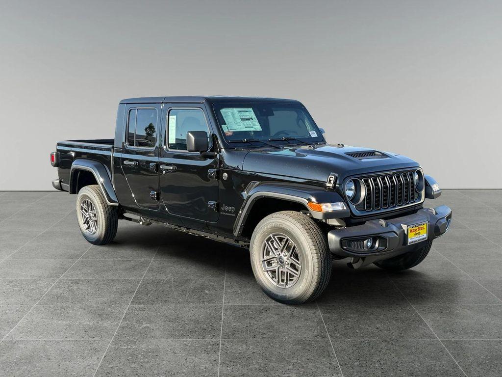 new 2025 Jeep Gladiator car, priced at $51,525