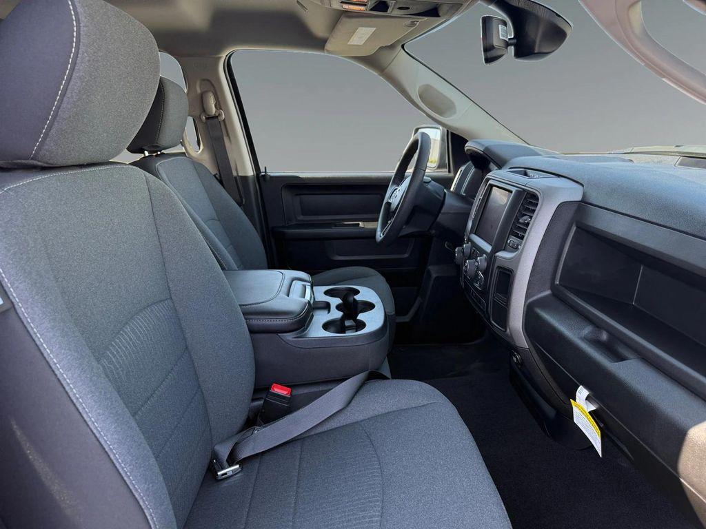 new 2024 Ram 1500 car, priced at $45,685