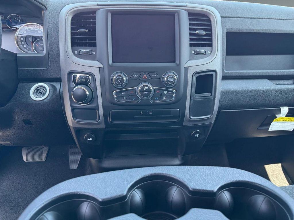 new 2024 Ram 1500 car, priced at $45,685