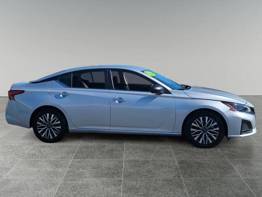 used 2024 Nissan Altima car