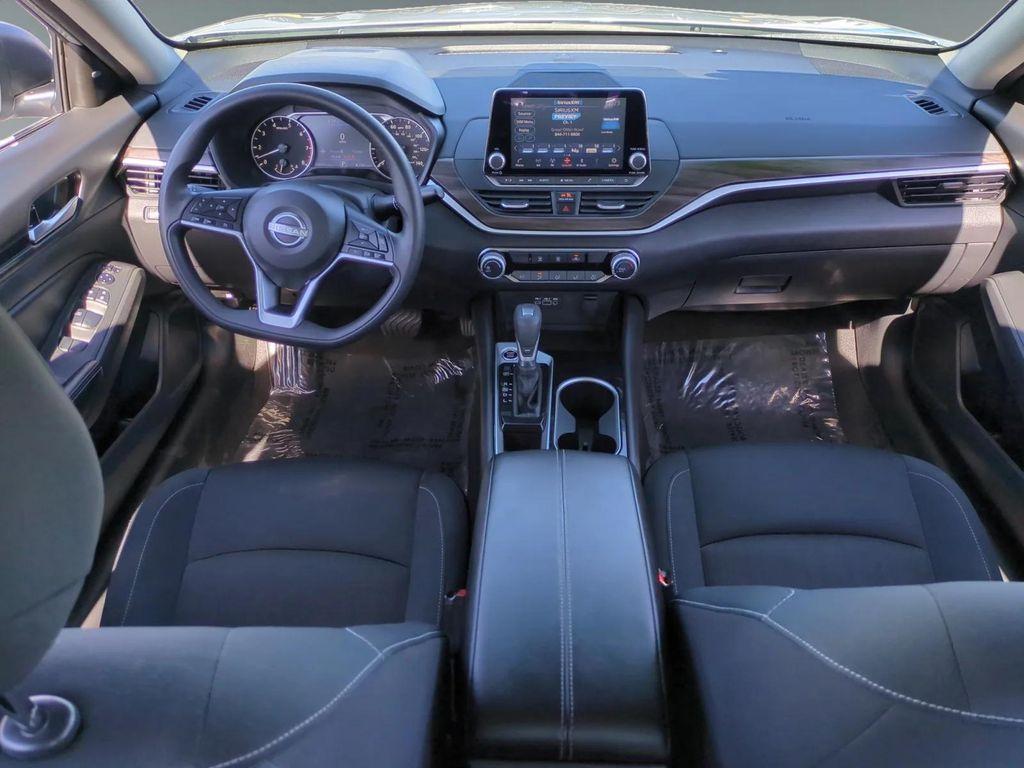 used 2024 Nissan Altima car
