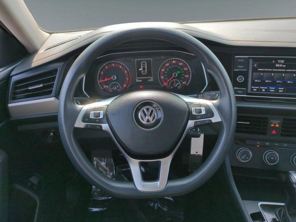 used 2021 Volkswagen Jetta car