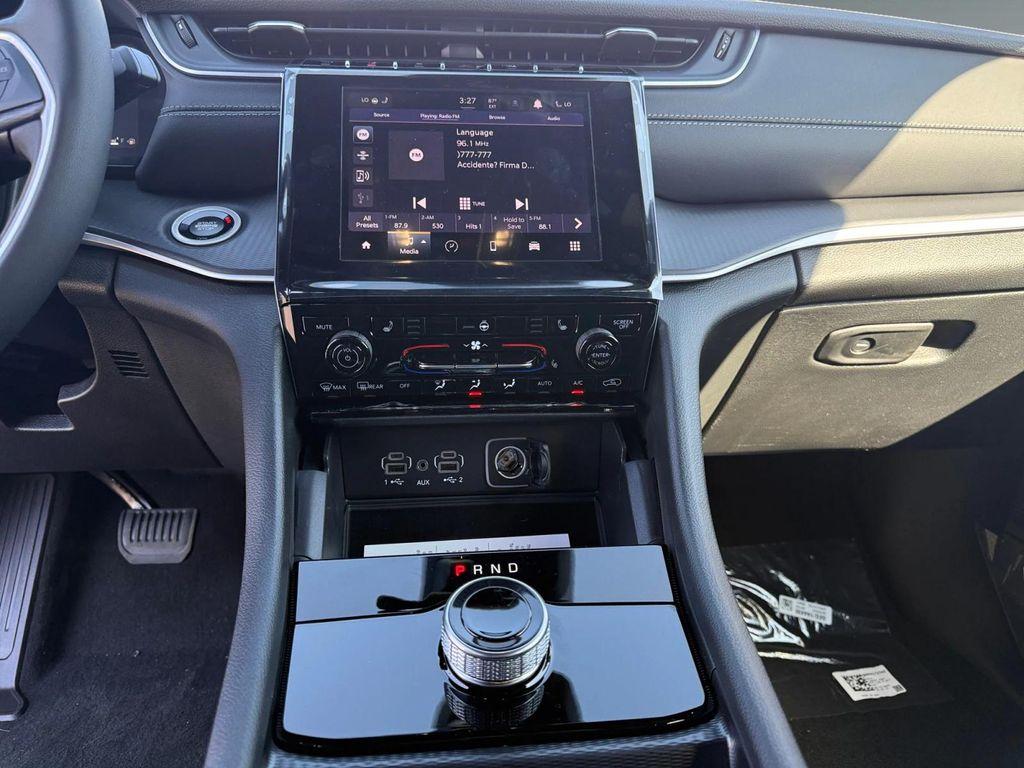 new 2025 Jeep Grand Cherokee L car, priced at $50,375