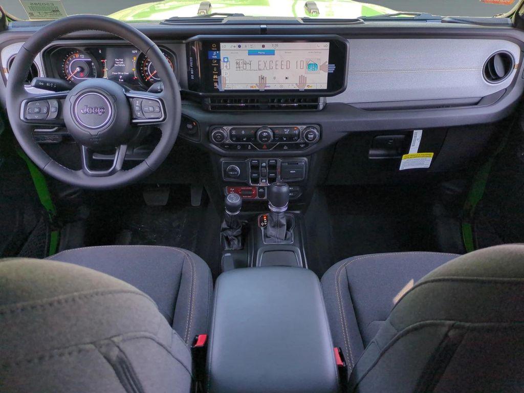 new 2025 Jeep Gladiator car, priced at $50,440