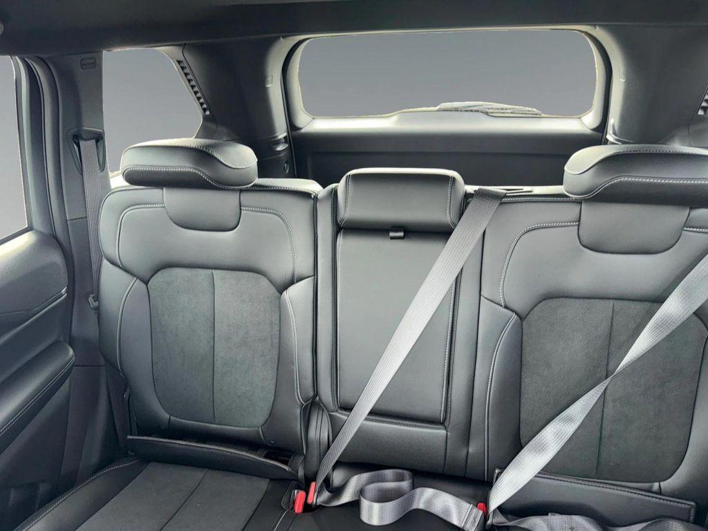 new 2025 Jeep Grand Cherokee car, priced at $45,635