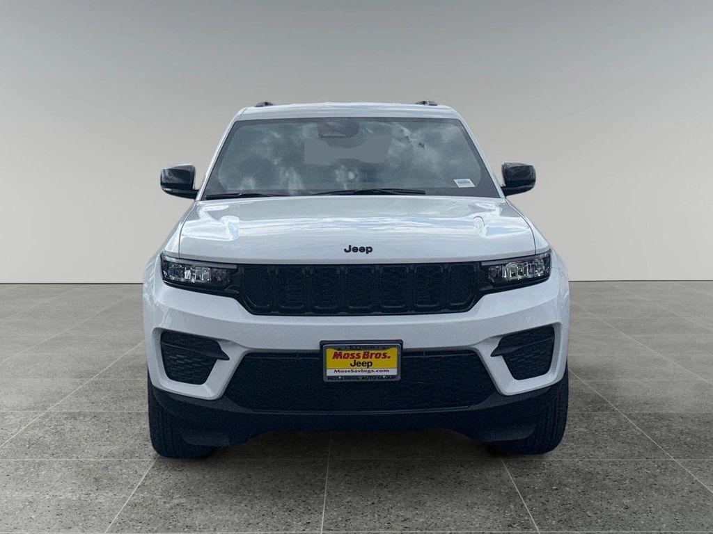 new 2025 Jeep Grand Cherokee car, priced at $45,635